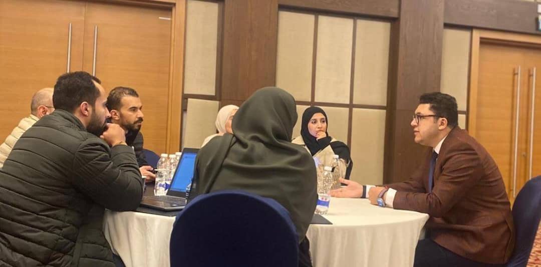 Roundtable discussion of research protocols with course students